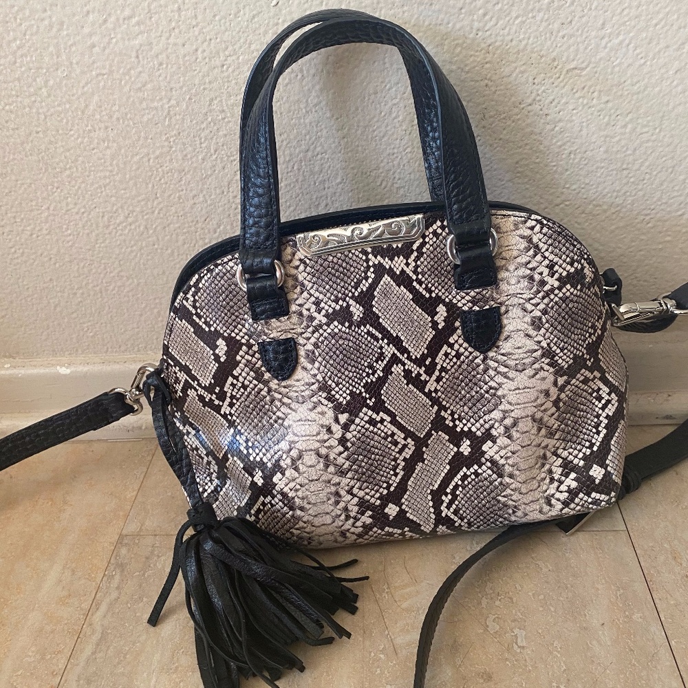 Brighton Leather hand/shoulder bag